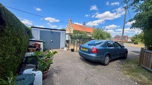 Photo 18- click for photo gallery